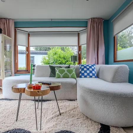 Bosgeluk Veluwe Familiechalet Met Tuin Nabij Bos En Zwembad