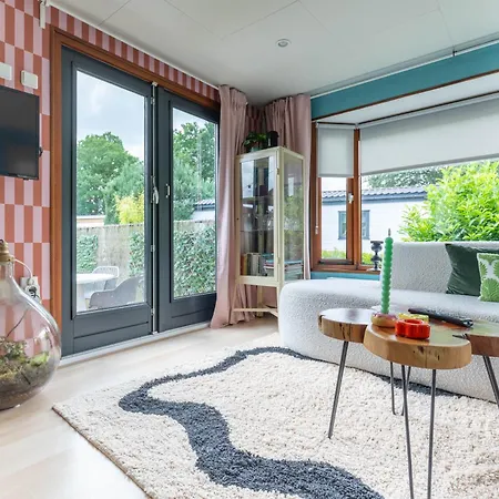 Bosgeluk Veluwe Familiechalet Met Tuin Nabij Bos En Zwembad *