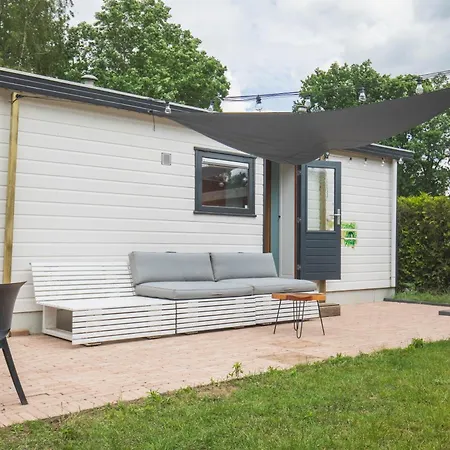 Bosgeluk Veluwe Familiechalet Met Tuin Nabij Bos En Zwembad شقة *